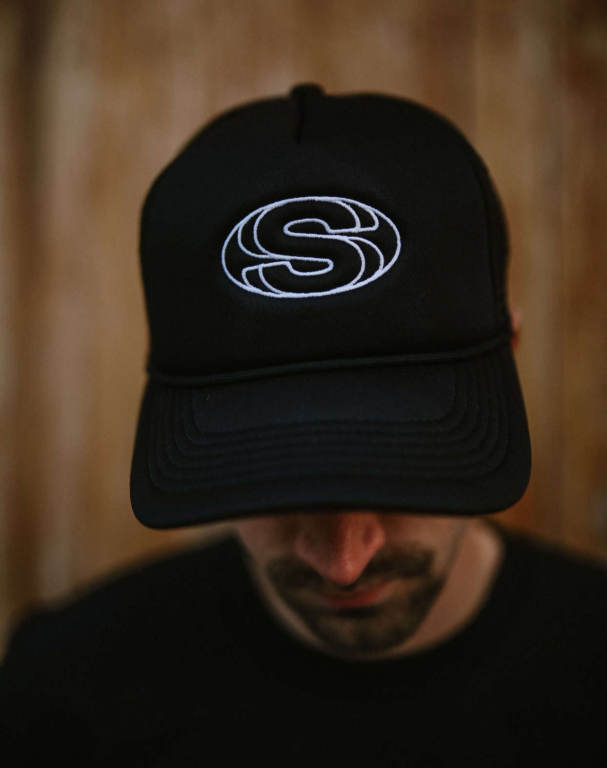 SIGNATURE TRUCKER HAT
